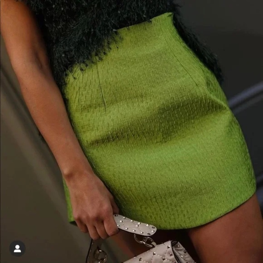 NWT lime green weave textures mini skirt